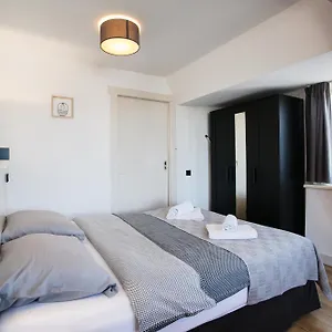 Four Star - Berkenbosch Blokstraat Den Haag